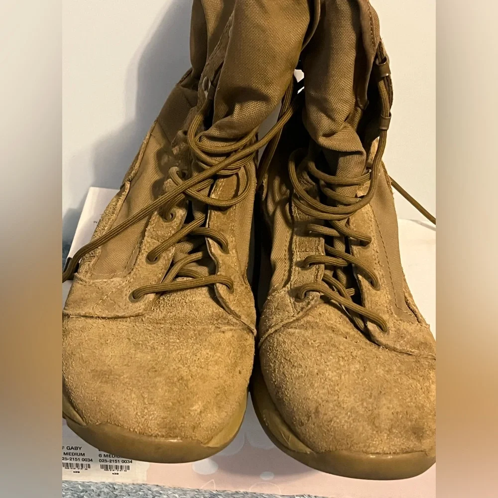 Danner lace up tan boots “tachyon” size 11 - Picture 10 of 12